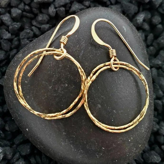 Sosie Designs Gold Diamond Cut Circle Earrings