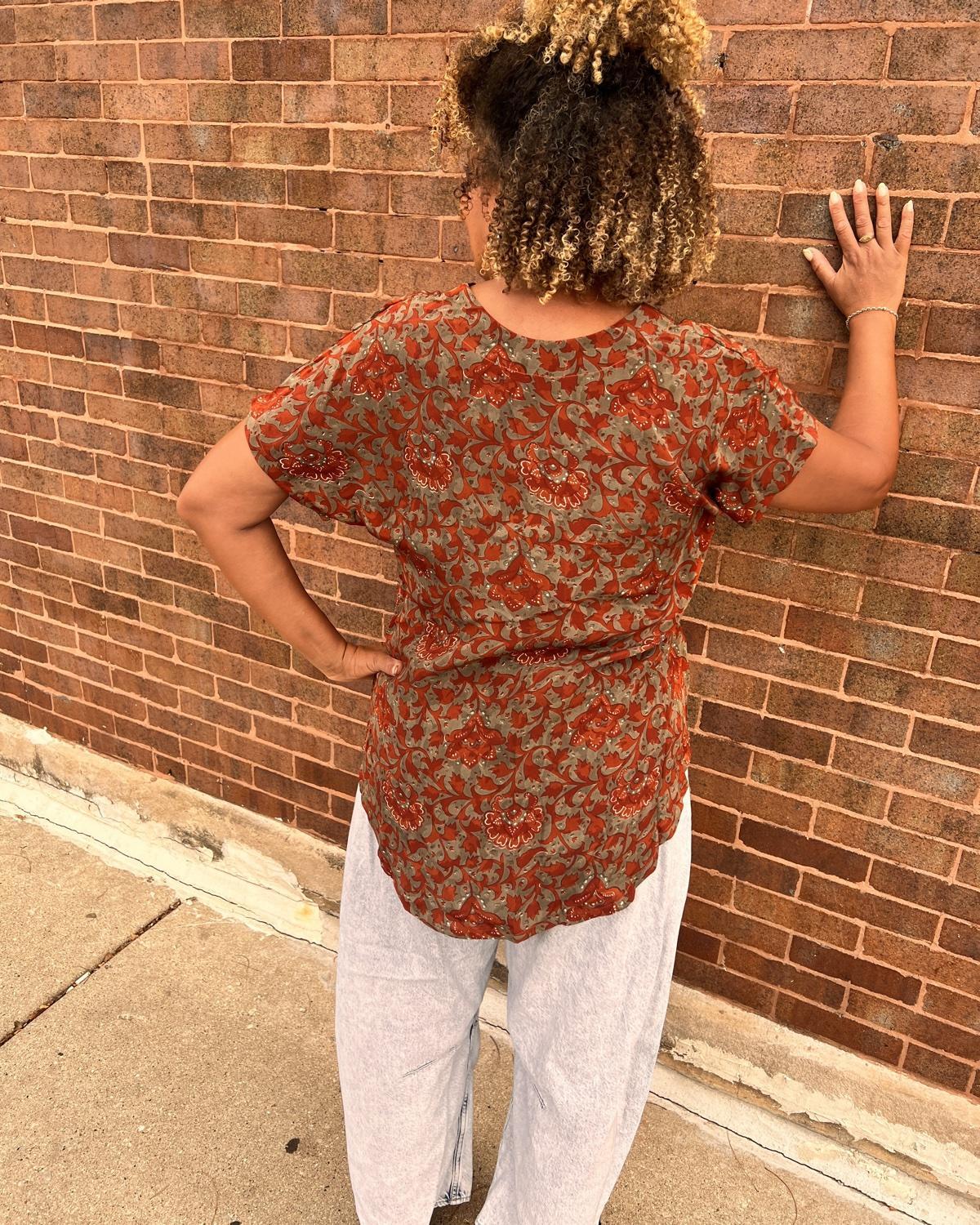 Indie Ella Eesha V-Neck Top in Terra Cotta Flourish