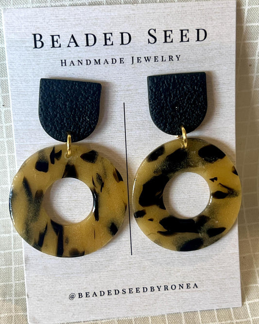 Beaded Seed by Ronea Hannah Earrings - Tortoise Shell and Black