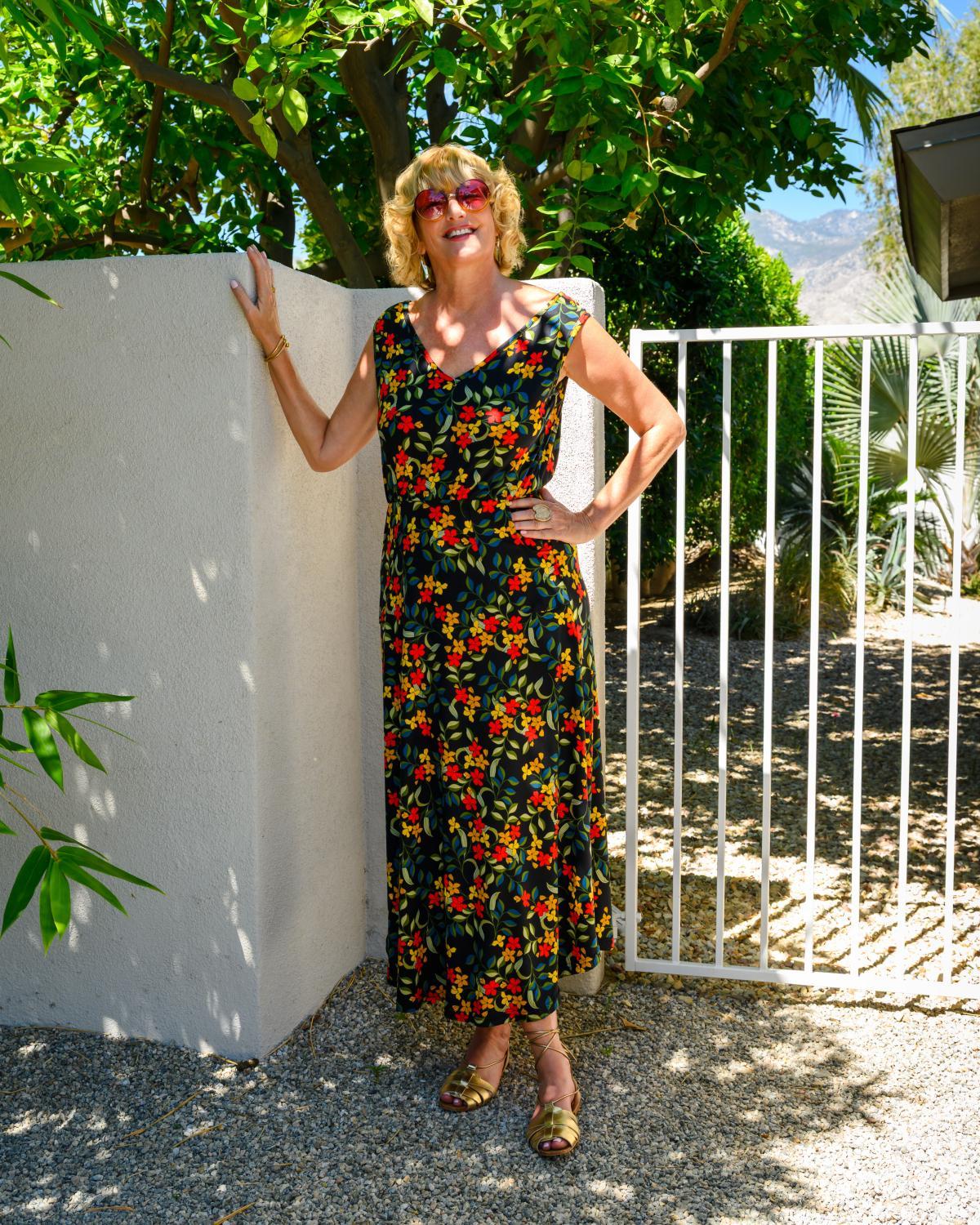 Squasht Maxi Dress Black with Colorful Floral Print