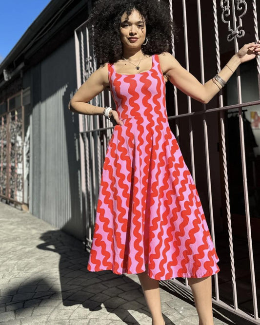 Nooworks Vacation Dress in Pink Squiggle