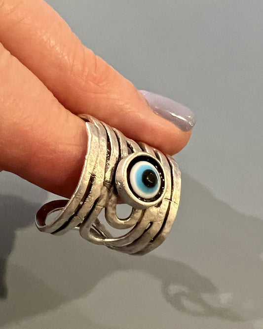 Pajaro Negro Evil Eye Ring