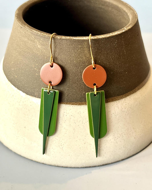 1979 Jewelry Treehouse Earrings - Rust Red and Forest Green
