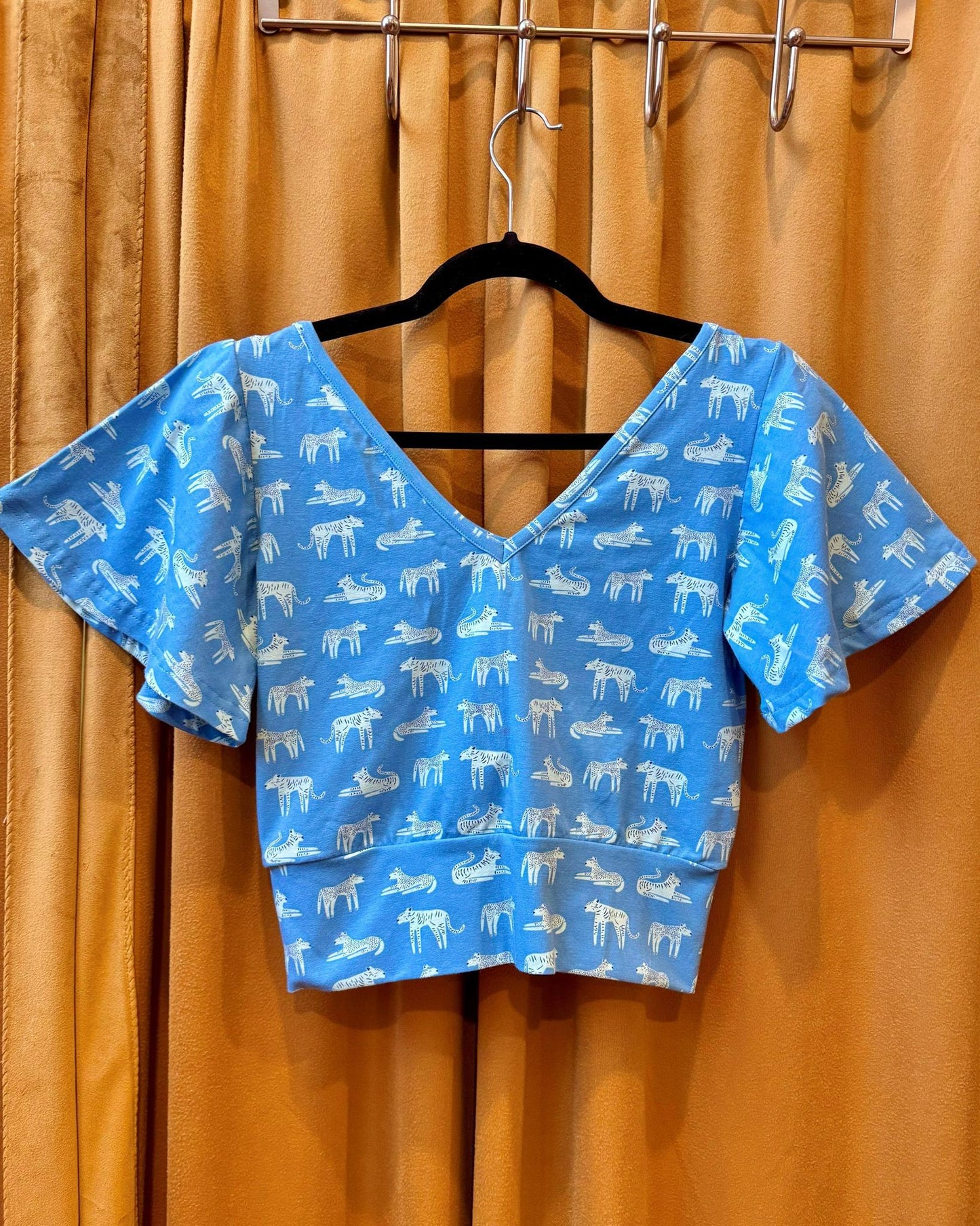 Squasht Bell Sleeve Ballet Top in Big Cats Print - Large, XL
