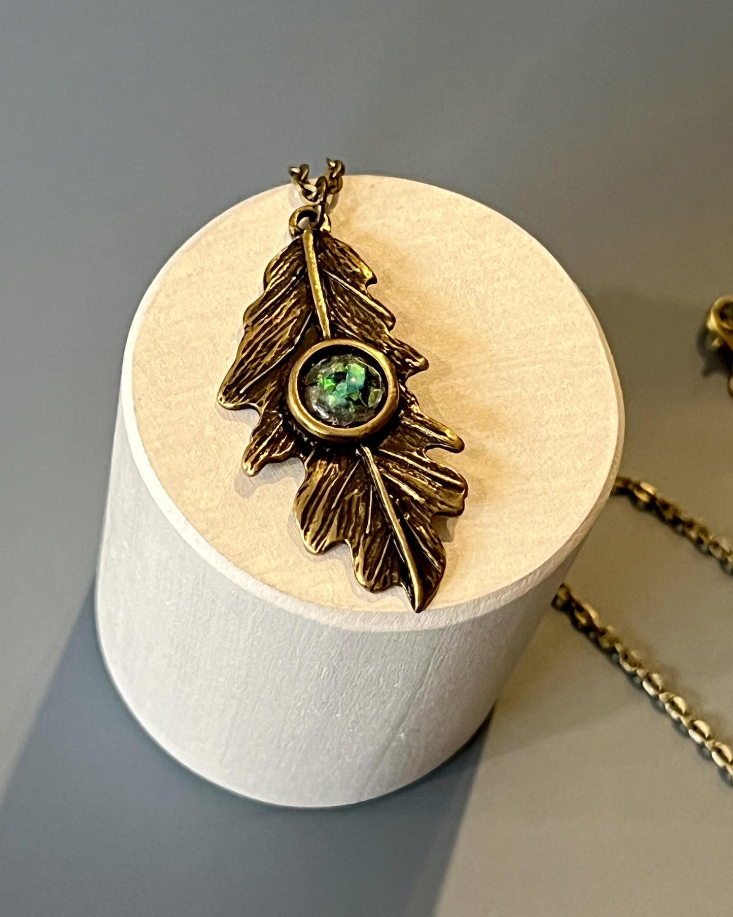 Pajaro Negro Leaf with Abalone Shell Necklace