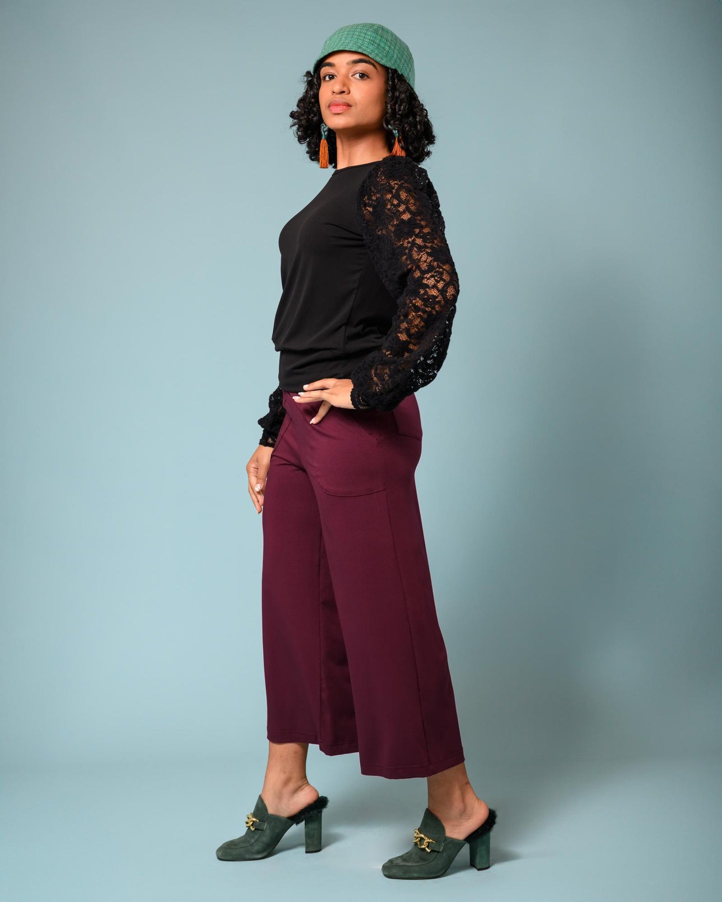 Squasht Wide Leg Pants (Cropped) Merlot