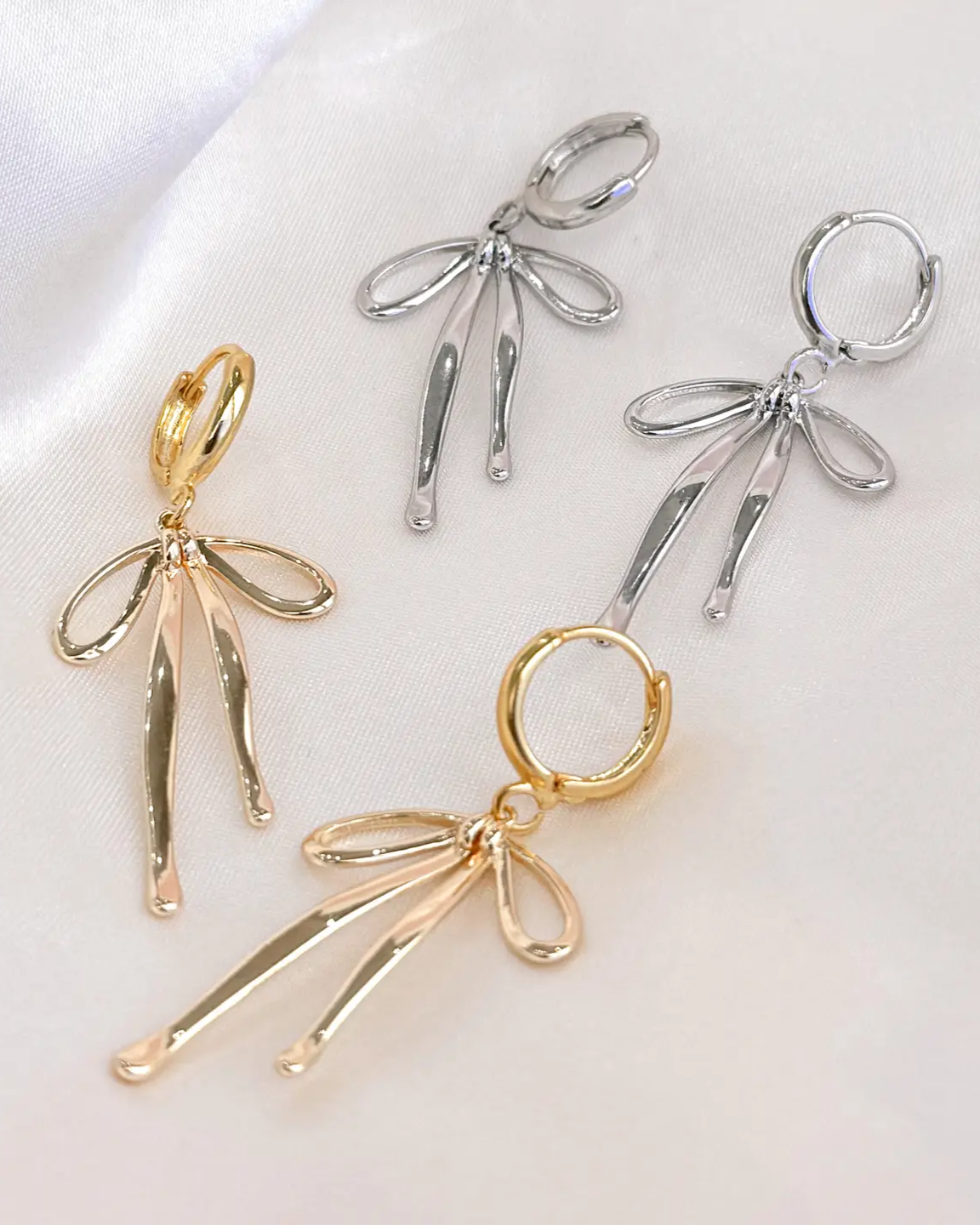 Golden Hour Vintage Bow Huggie Earrings - Silver & Gold