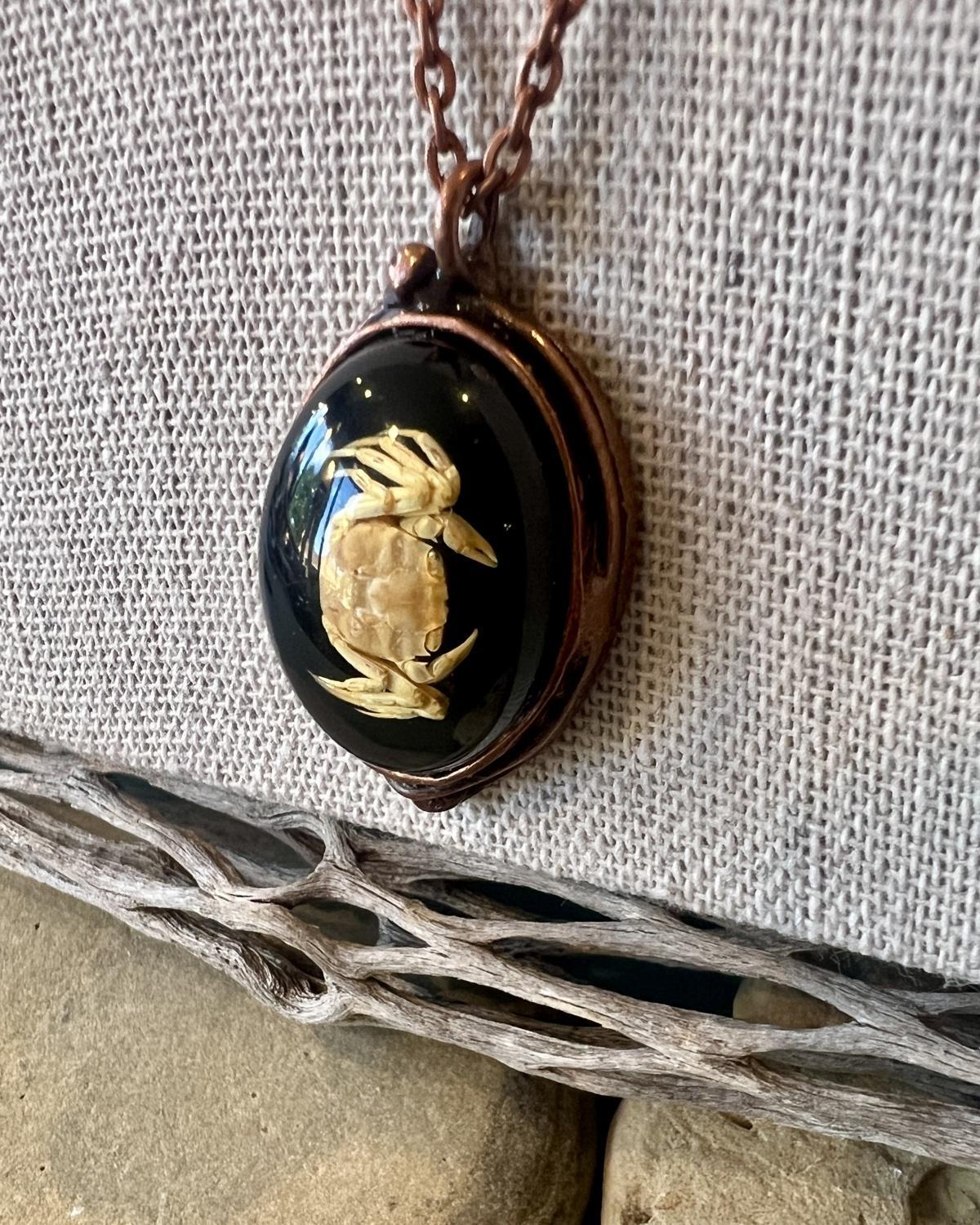 Pajaro Negro Little Crab on Black Background Oval Pendant Necklace
