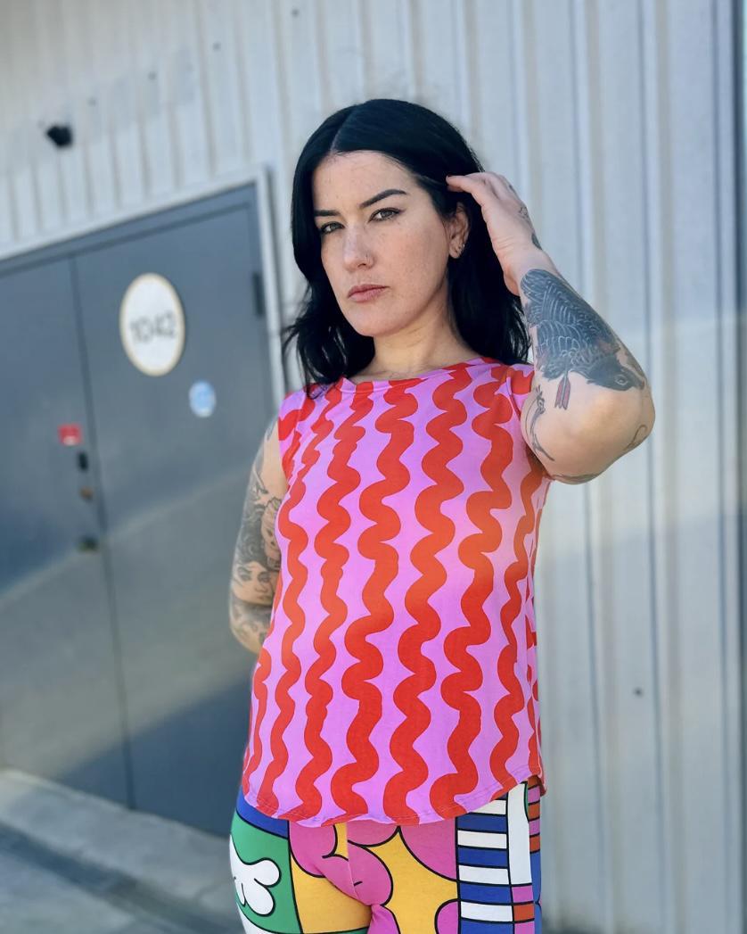 Nooworks Muscle Tee in Pink Squiggle