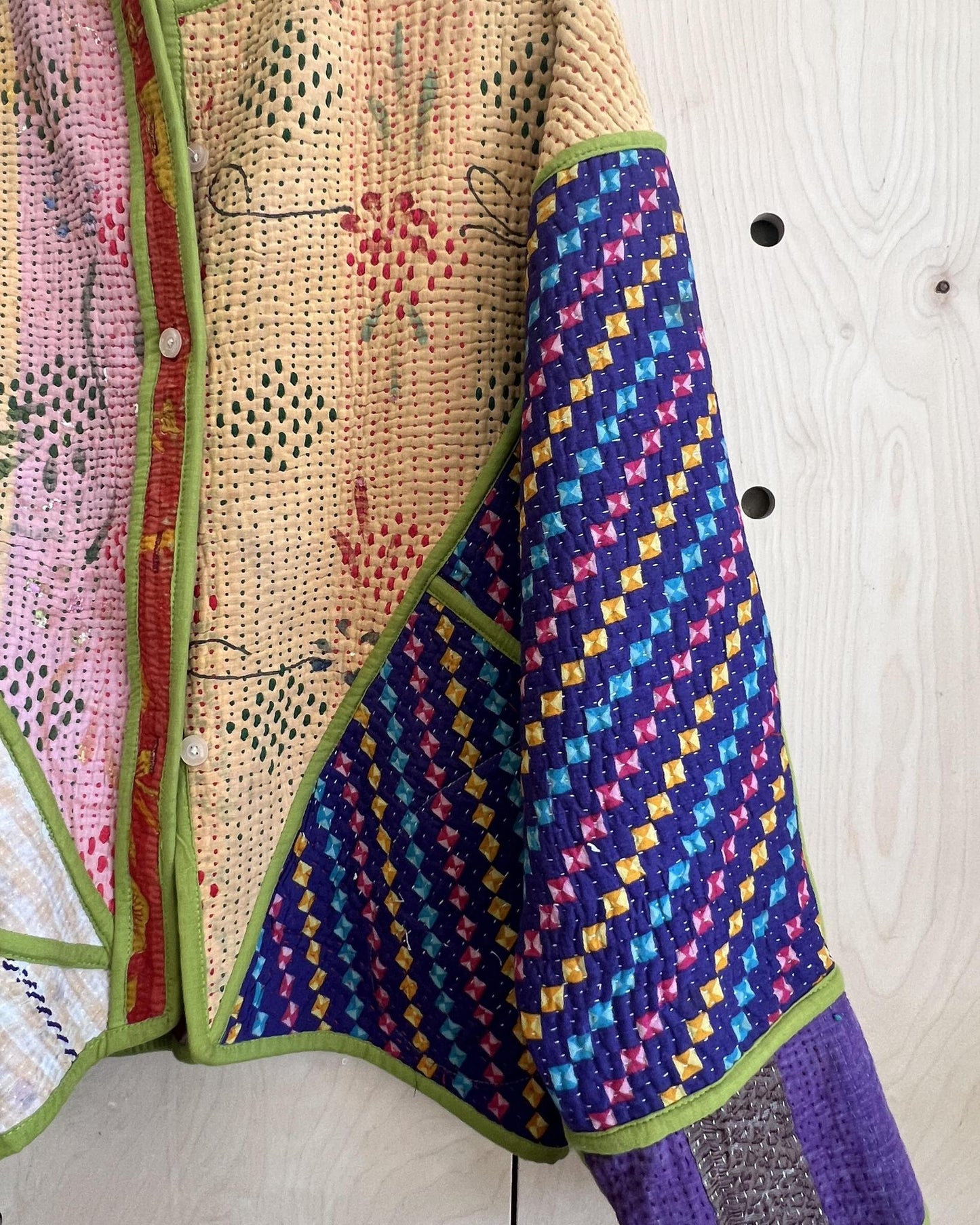 Txtile Ellie Quilted Reversible Patchwork Kantha Jacket in Devi