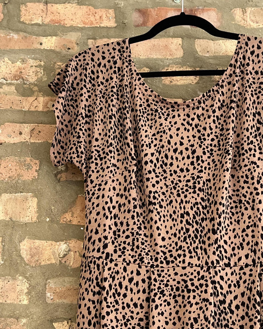 Fayru Peggy Dress in Leopard-ish Spotty Print