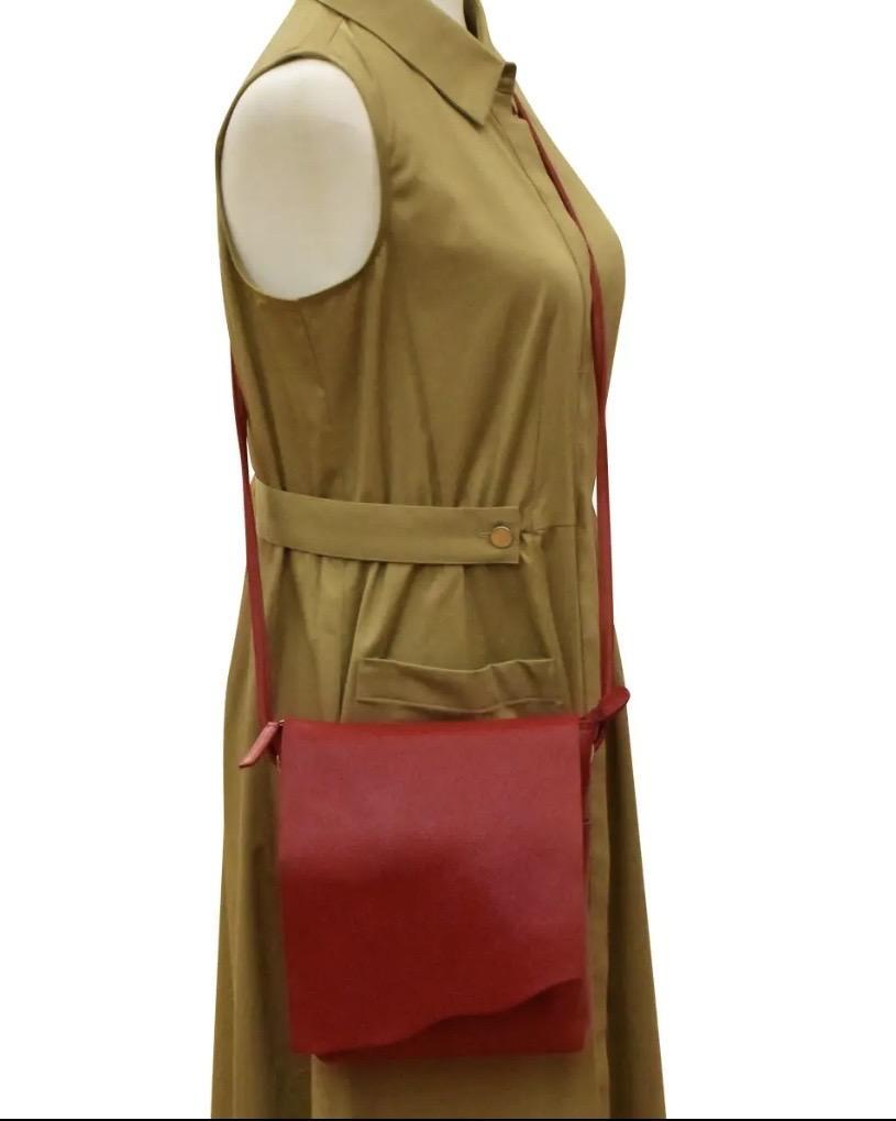 ili Midi Canada Bag in Red