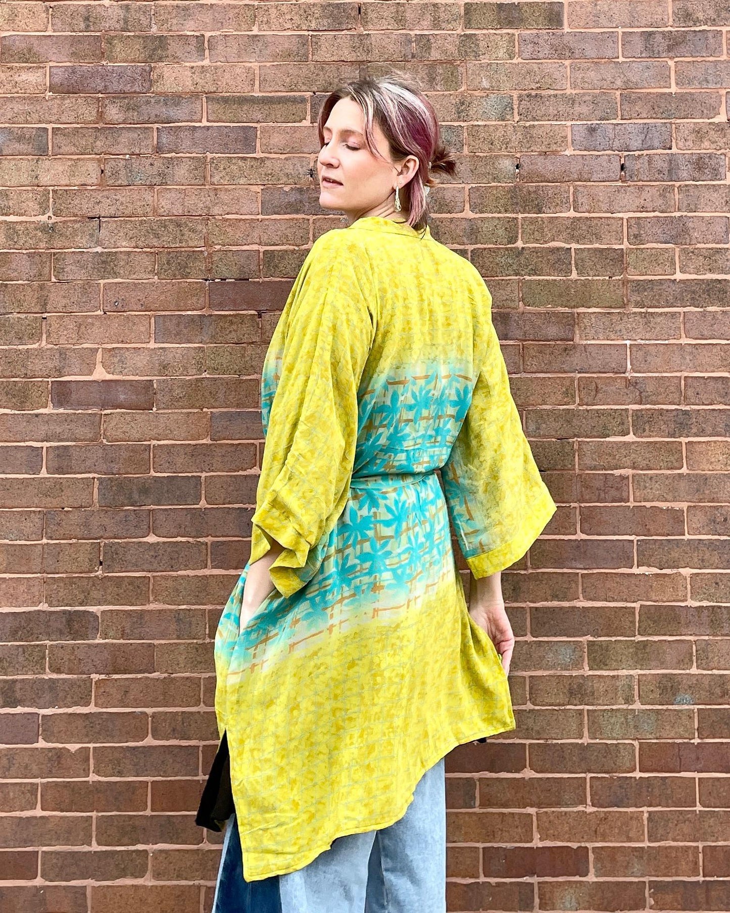 Indie Ella Double Flannery Lined Crepe Silk Kimono in Chartreuse