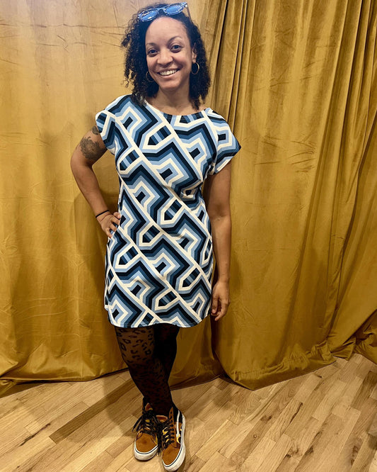 Fayru Faye Dress in Navy and White Geometric