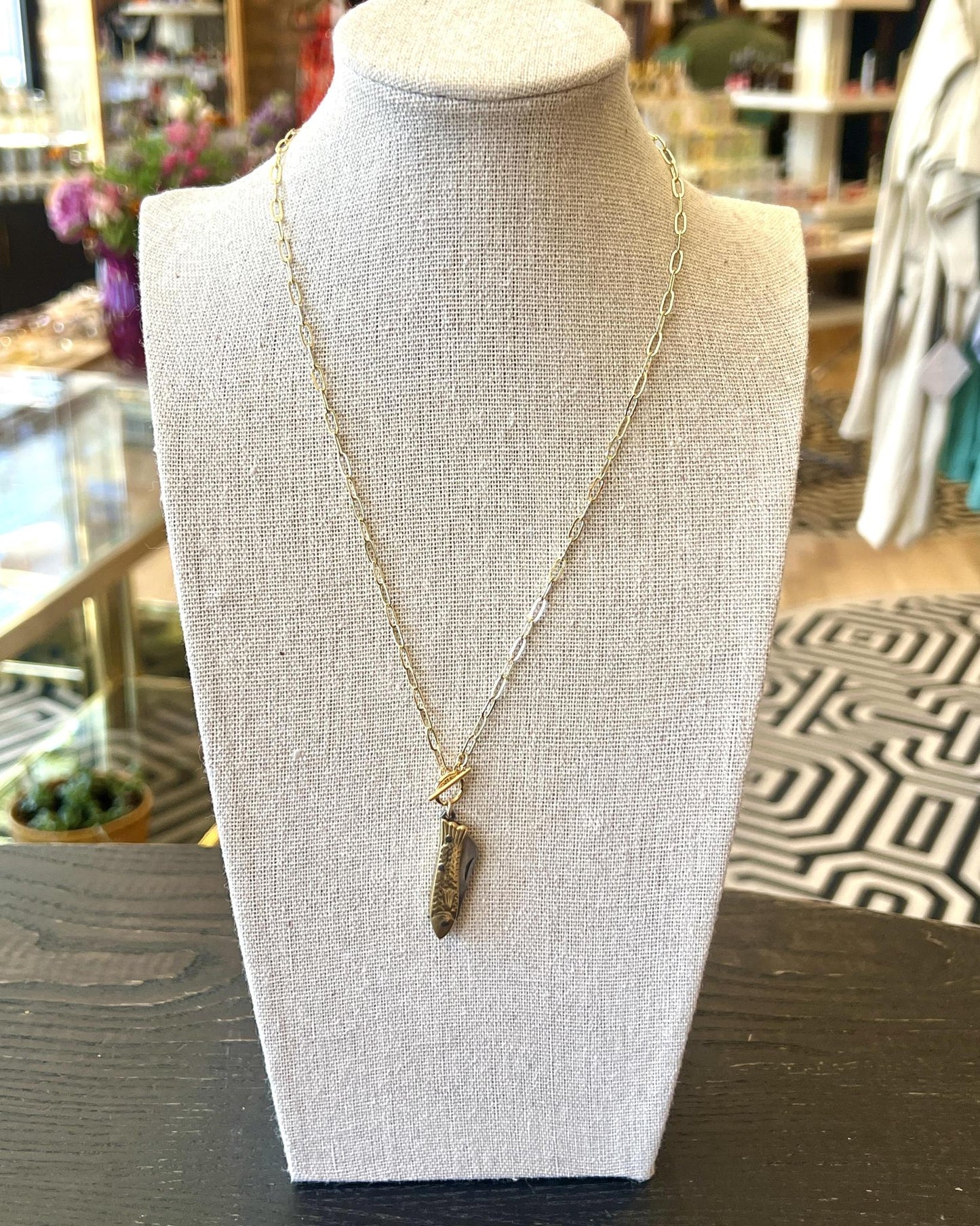 1979 Jewelry 1-inch Knife Fish Necklace on 14kt Gold Plated Chain