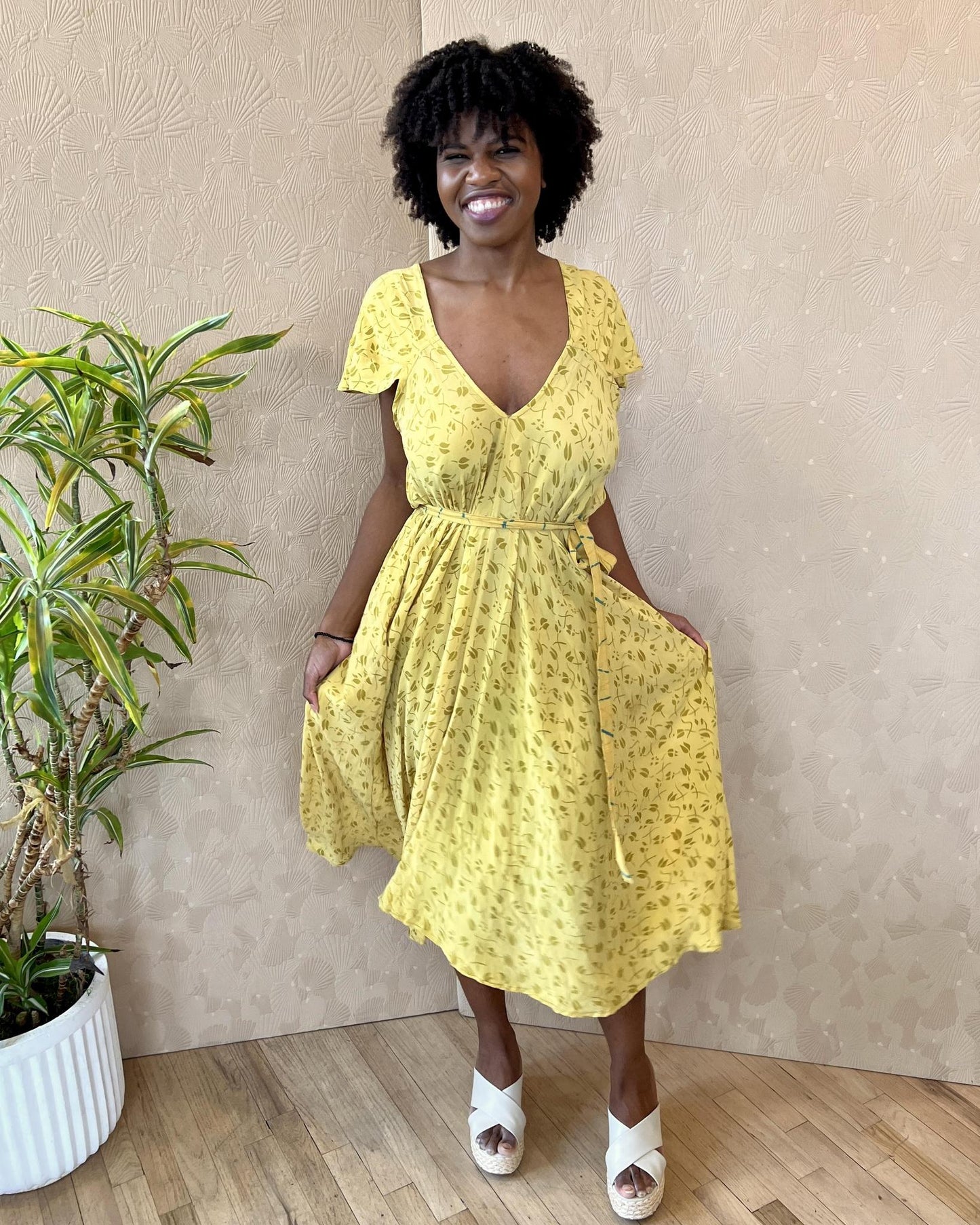 Indie Ella Venus Maxi Dress in Limoncello - Size M/L