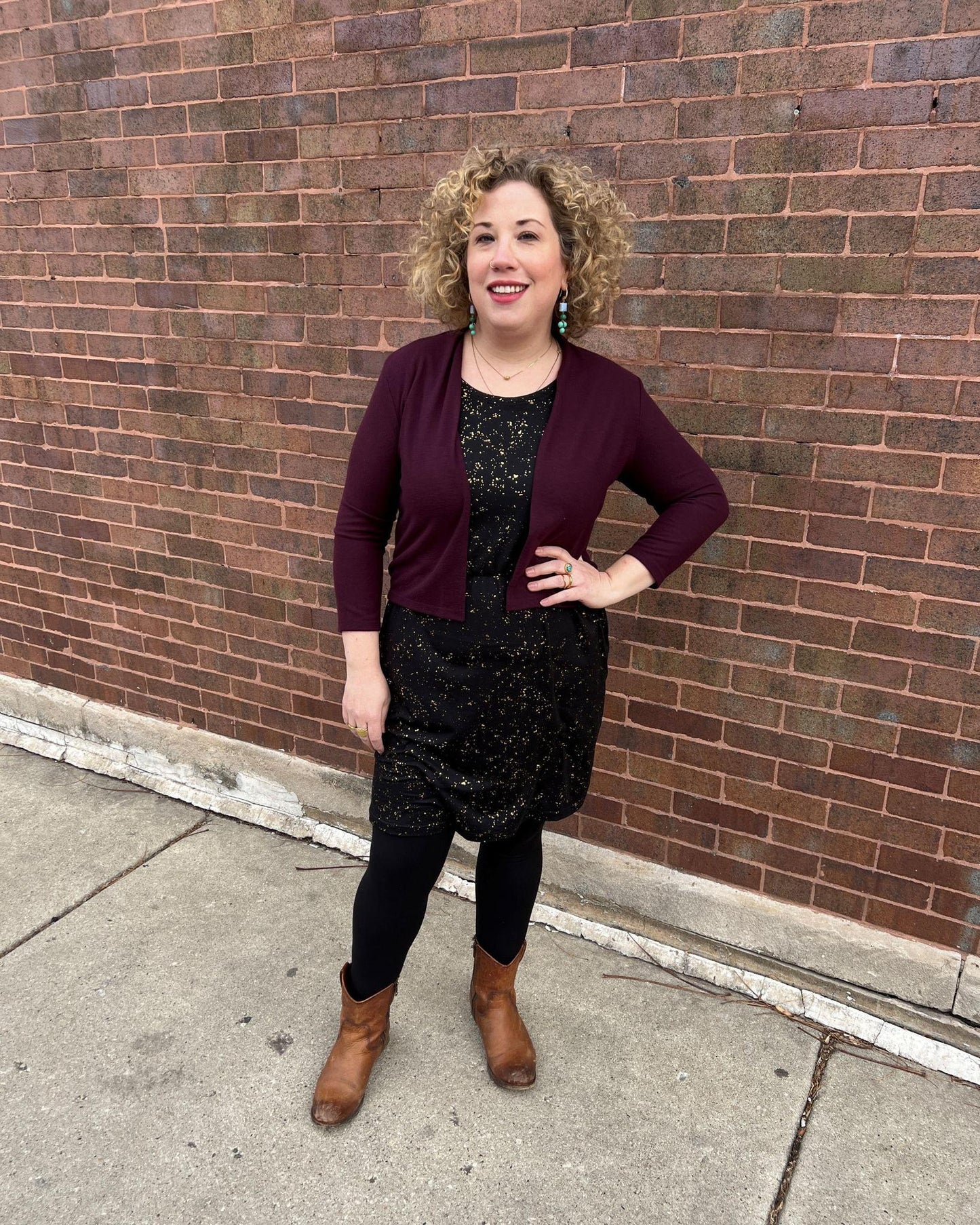 Fayru Cinched Waist Dress in Black with Gold Speckles