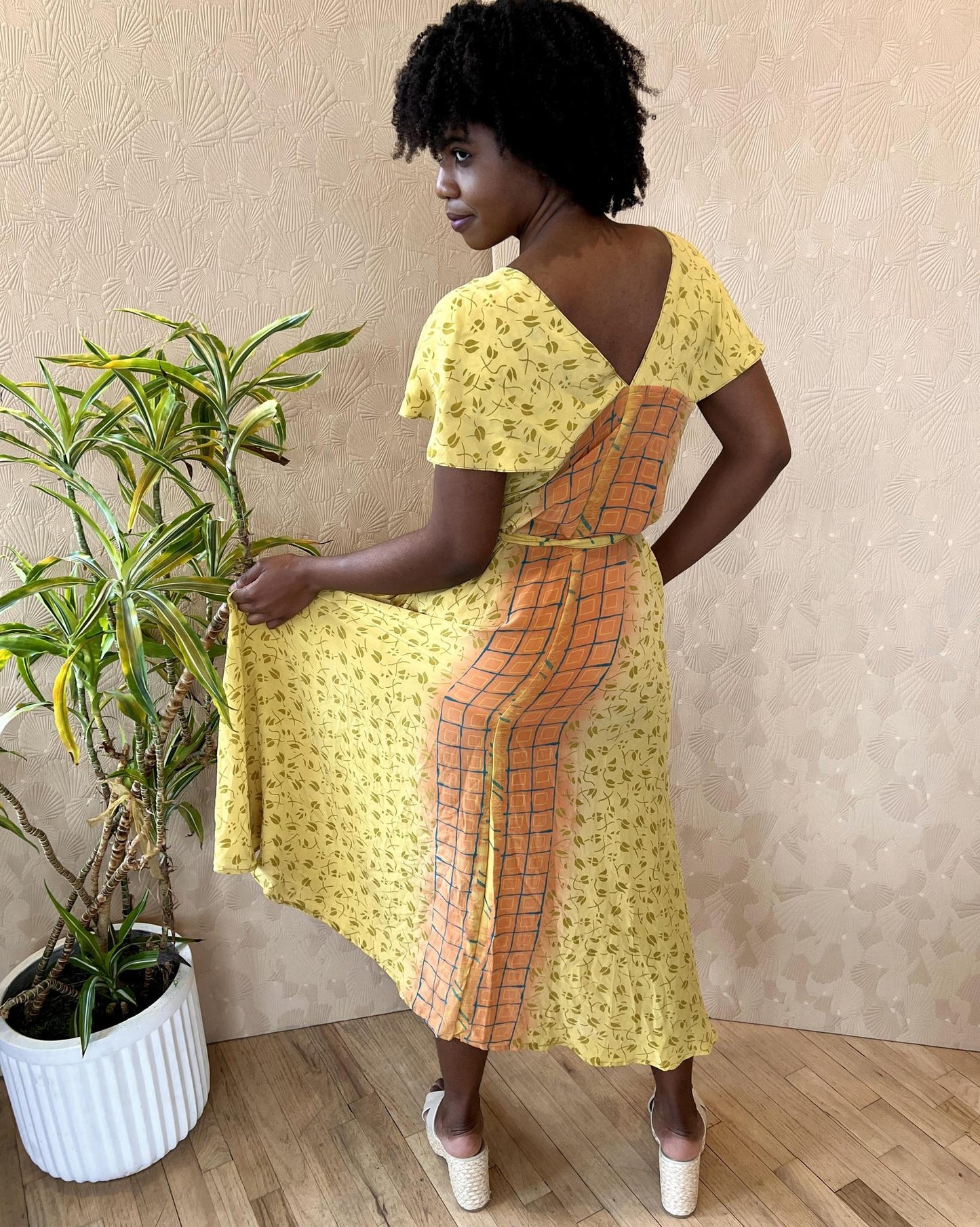 Indie Ella Venus Maxi Dress in Limoncello - Size M/L