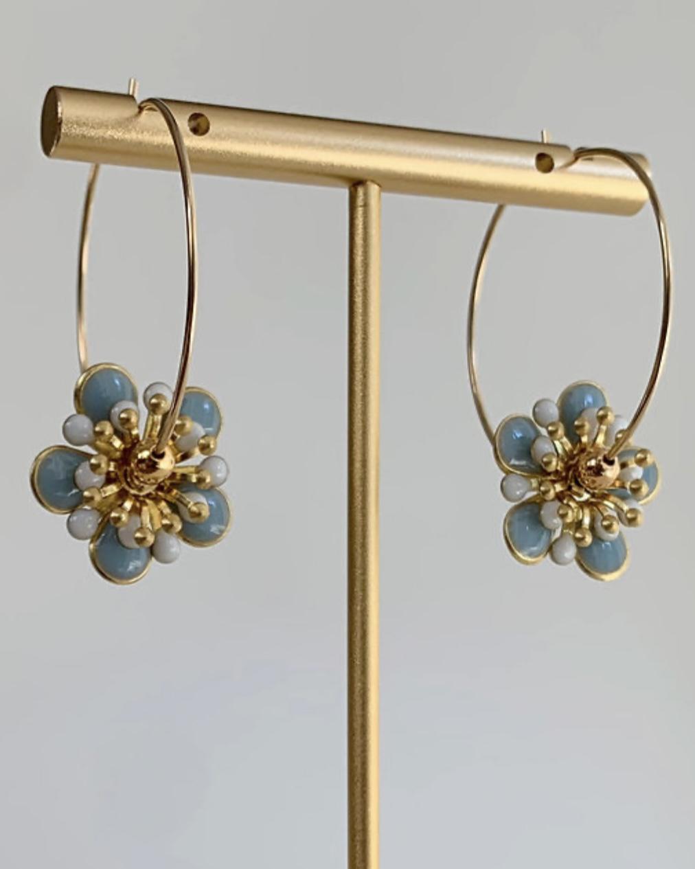 caliLOVESchi 14k Gold Hoops - Blue Daisy