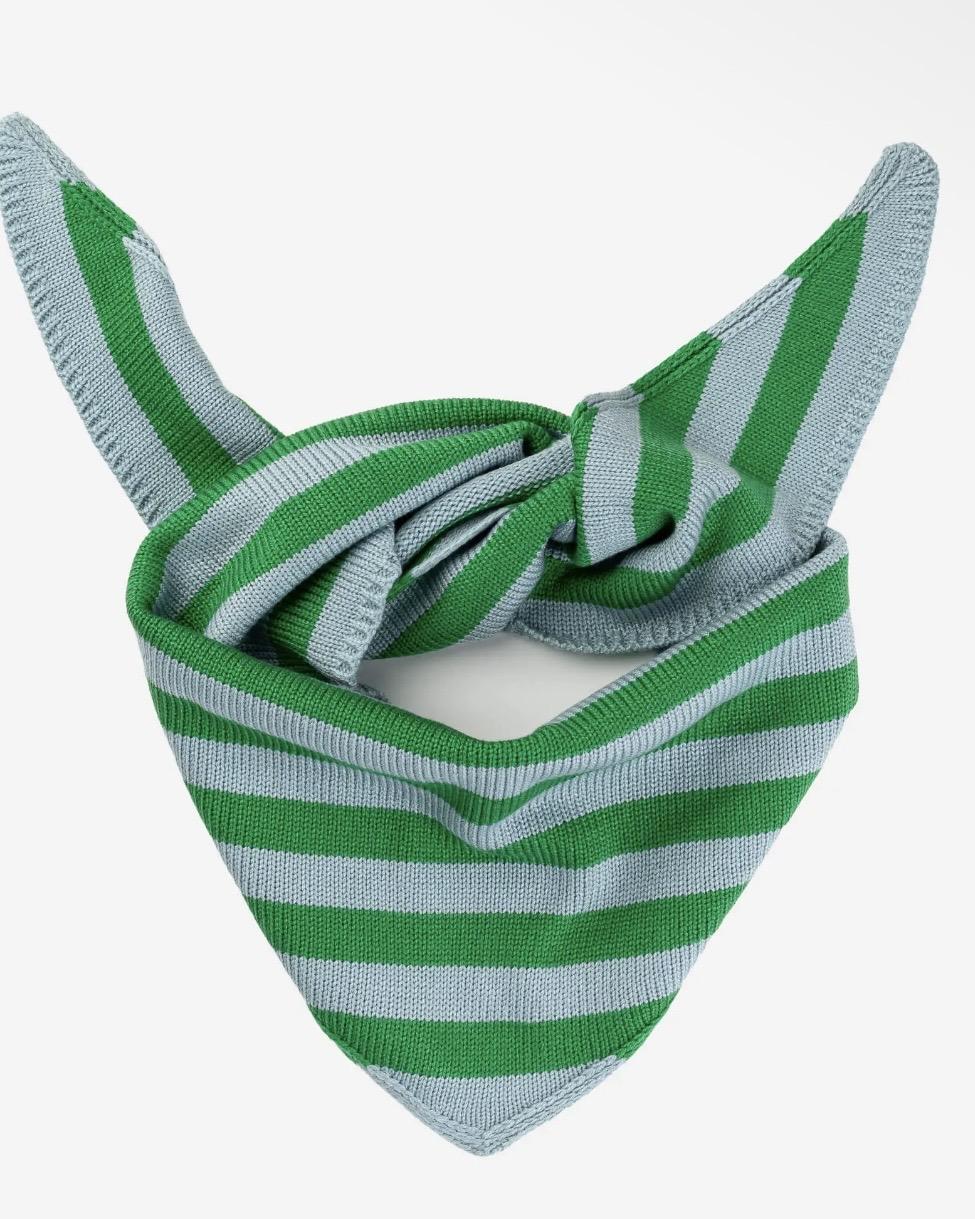 Verloop Simple Stripe Triangle Scarf in Kelly Stone Blue
