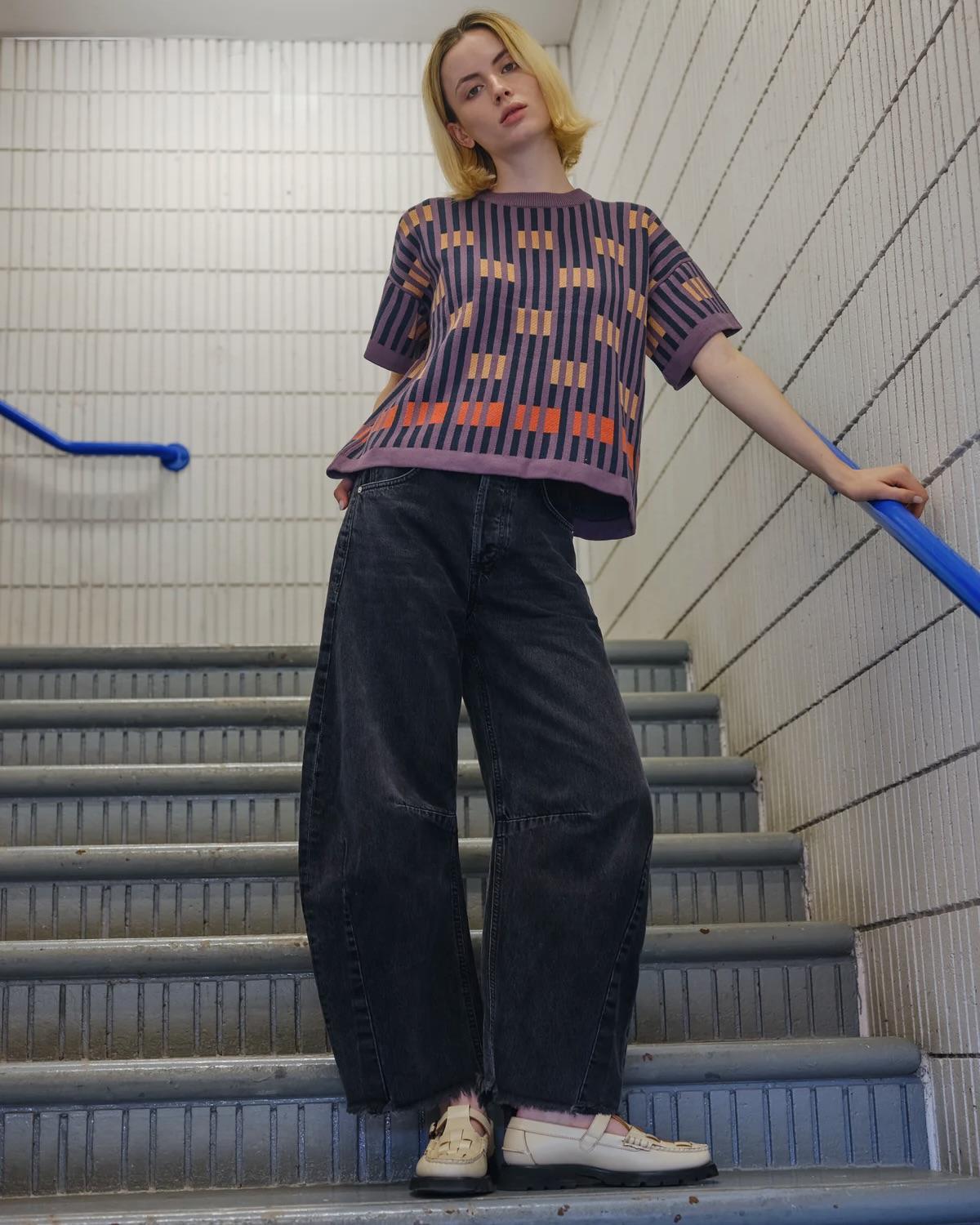 The Endery Bauhaus Short Sleeve Sweater Tee in Rhodolite (Plum/Indigo)