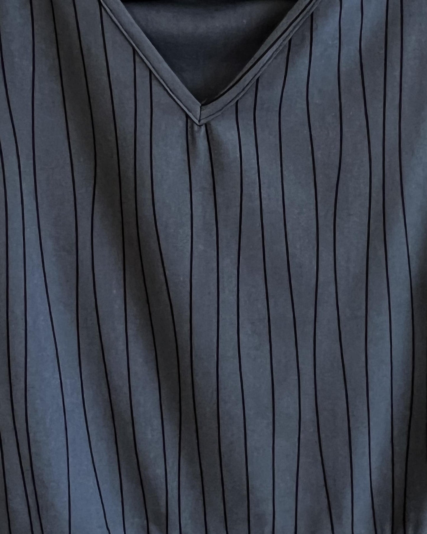 Squasht Banded Tee in Gray Lines Print