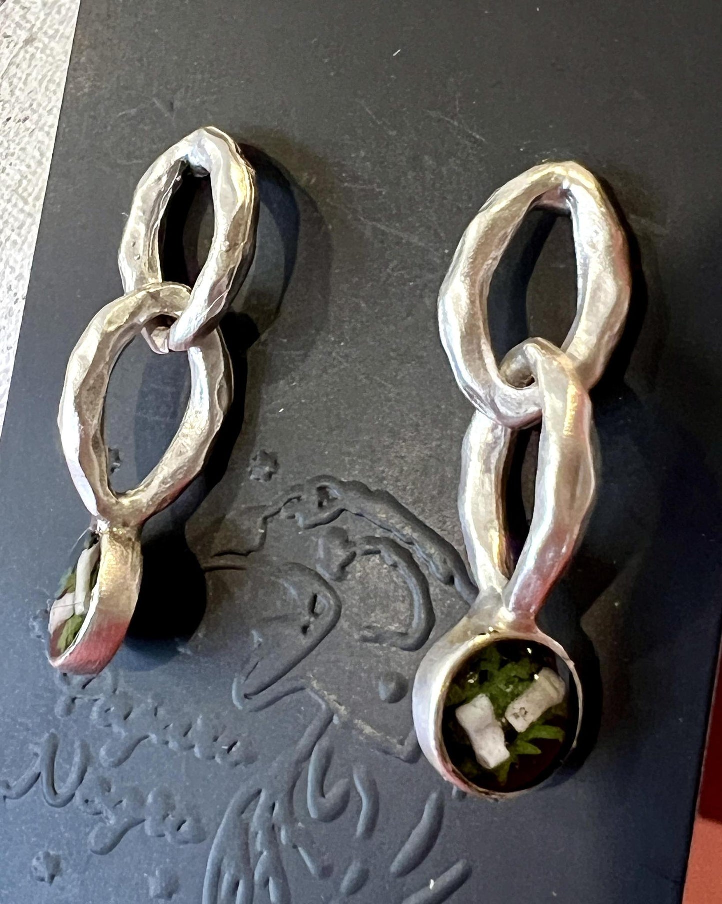 Pajaro Negro Silver Chain with Fern & Rabbit Bone Earrings