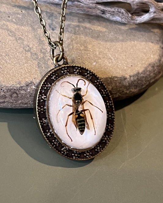 Pajaro Negro Hornet Oval Pendant Necklace
