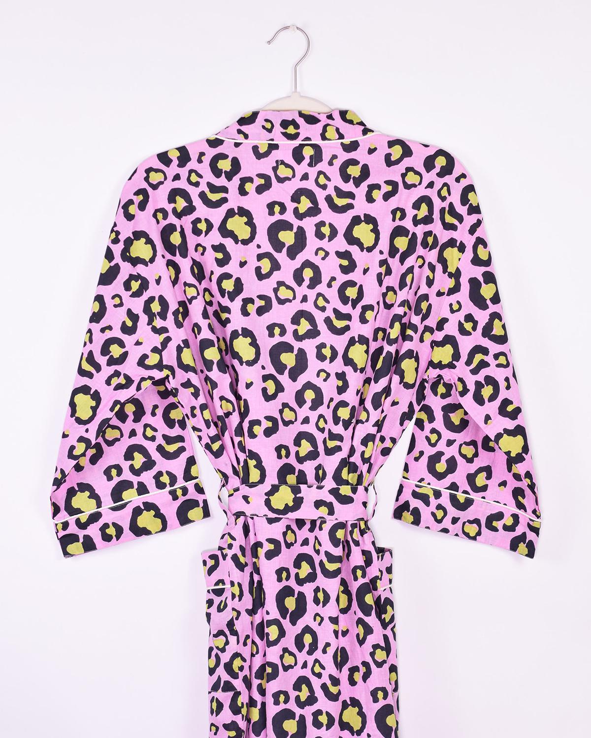Txtile Lightweight Cotton Robe - Pink Leopard Print