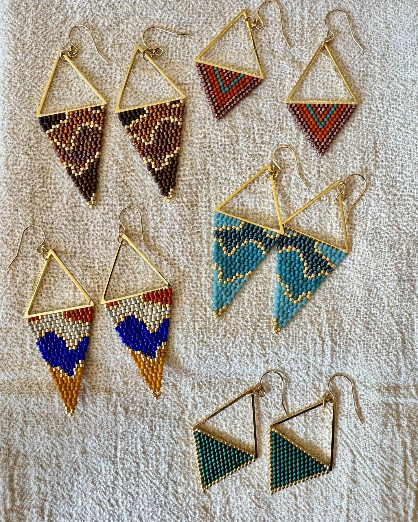 SV Beads Medium Japanese Beaded Earrings in Gray and Gold