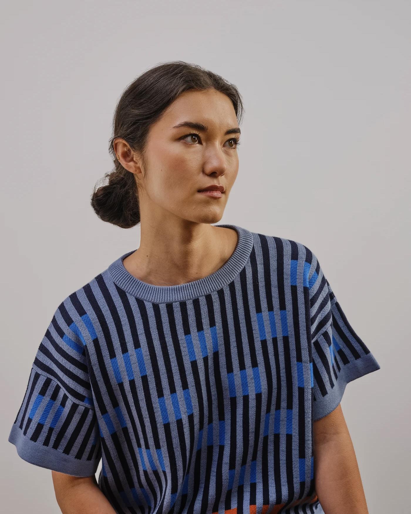 The Endery Bauhaus Short Sleeve Sweater Tee in Neptune (Soft Blue/Navy)