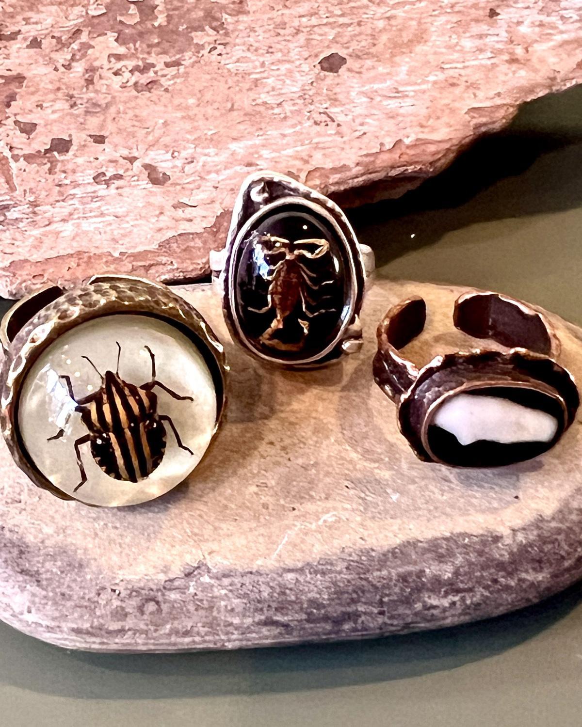 Pajaro Negro Scorpion Antiqued Silver Ring