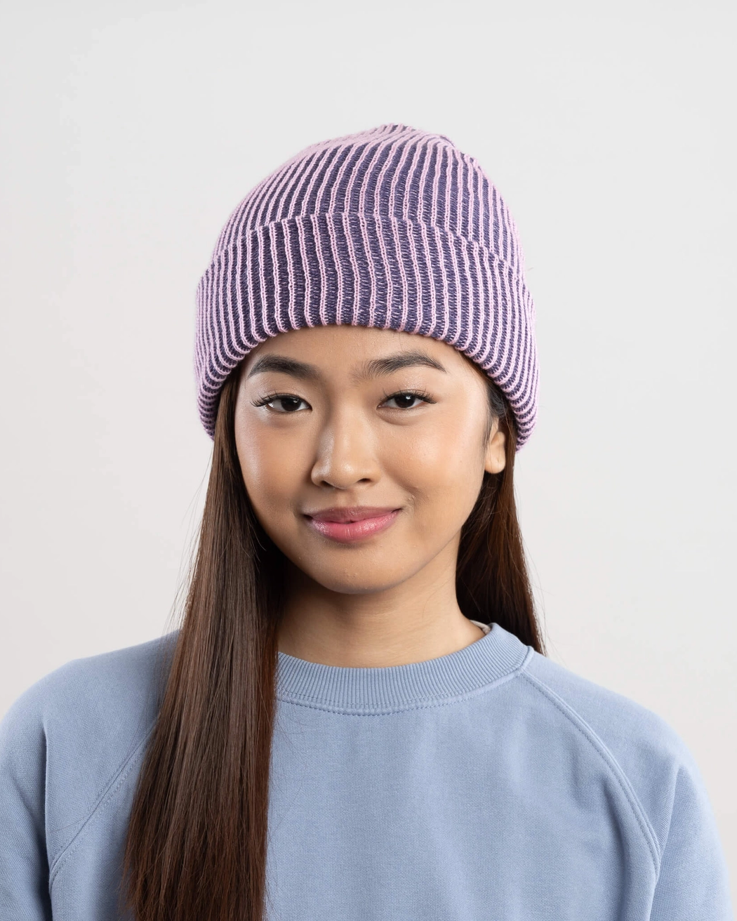 Verloop Simple Rib Knit Beanie Hat in Lilac Denim