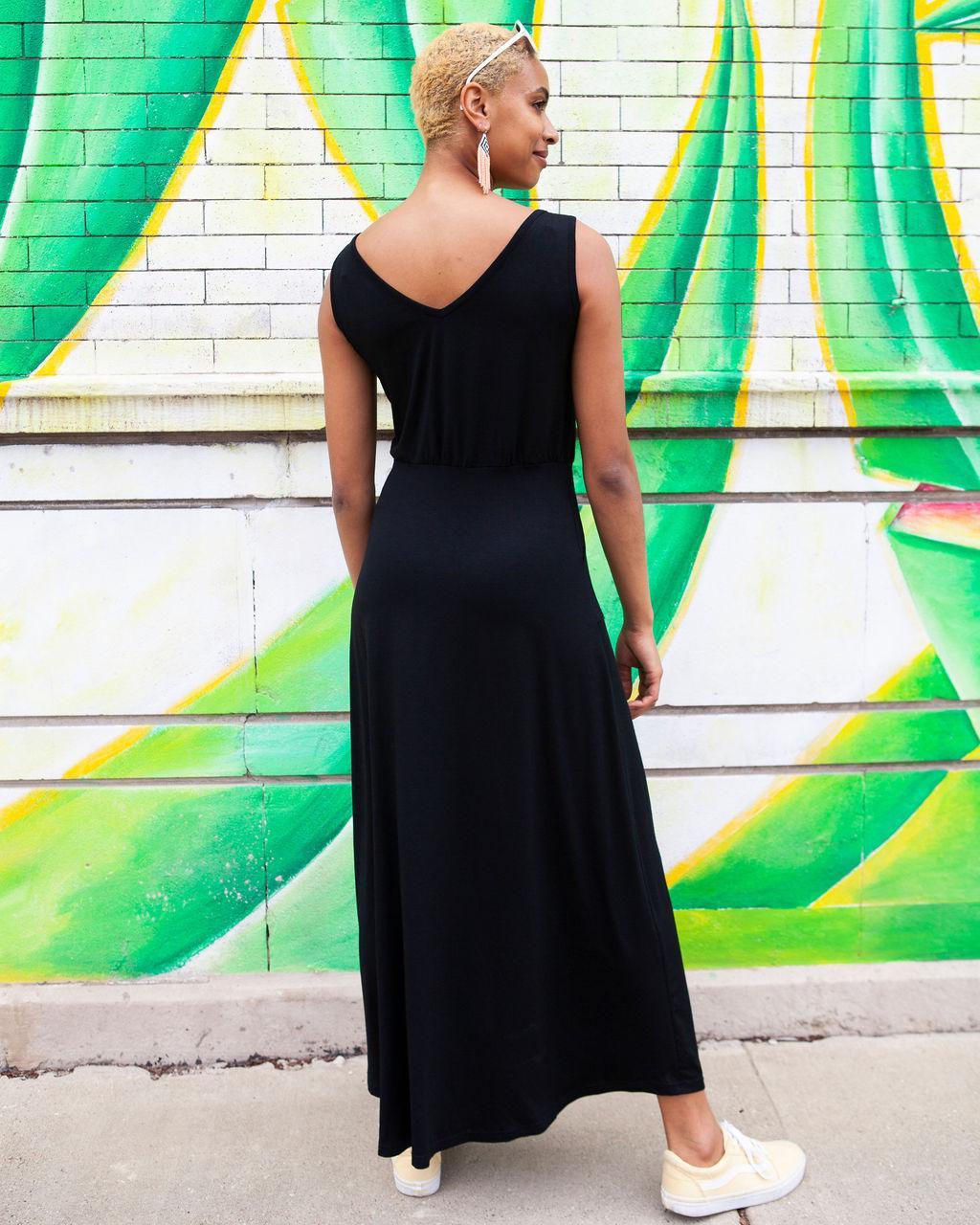 Black solid fashion maxi dress